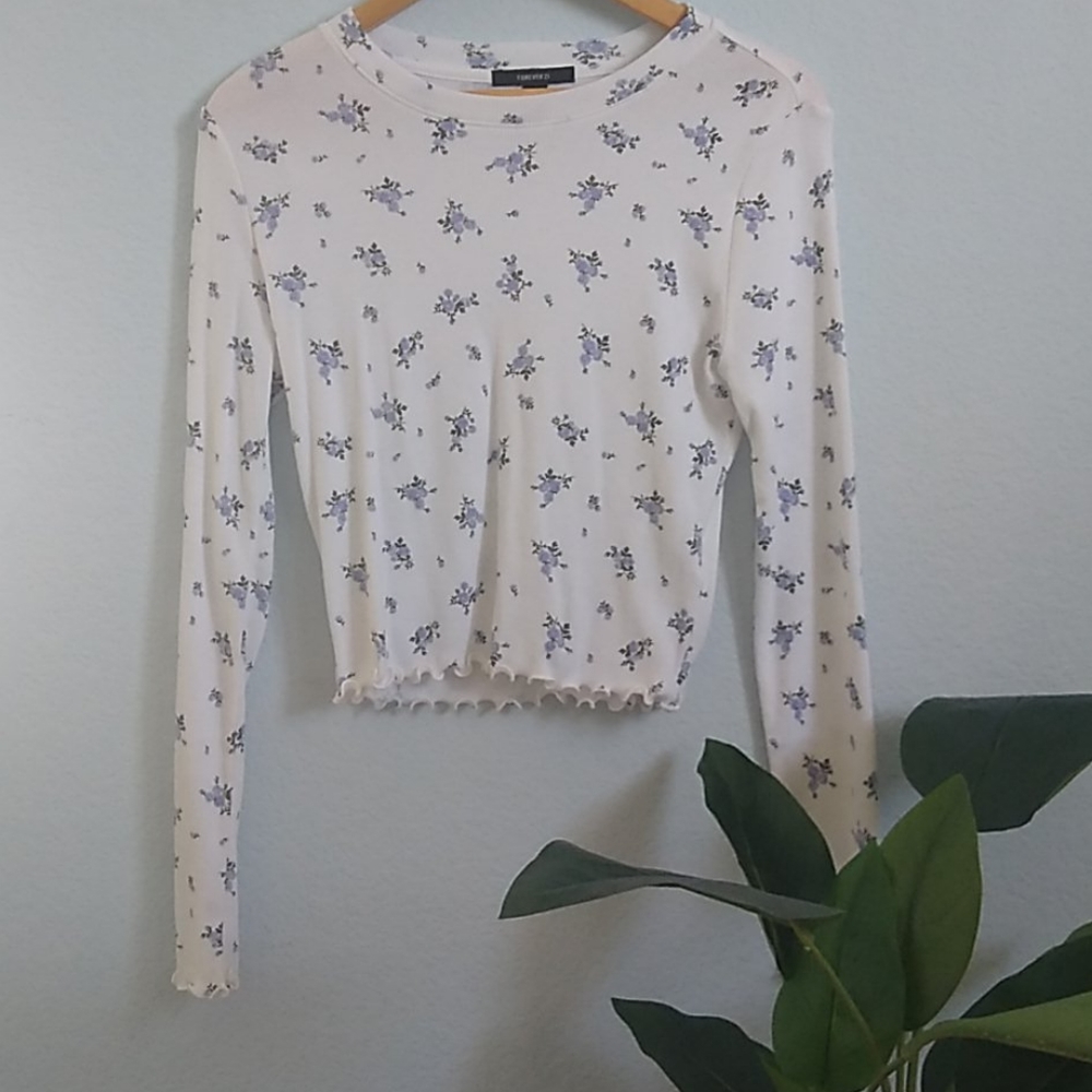 Forever 21 Long Sleeve Floral Top